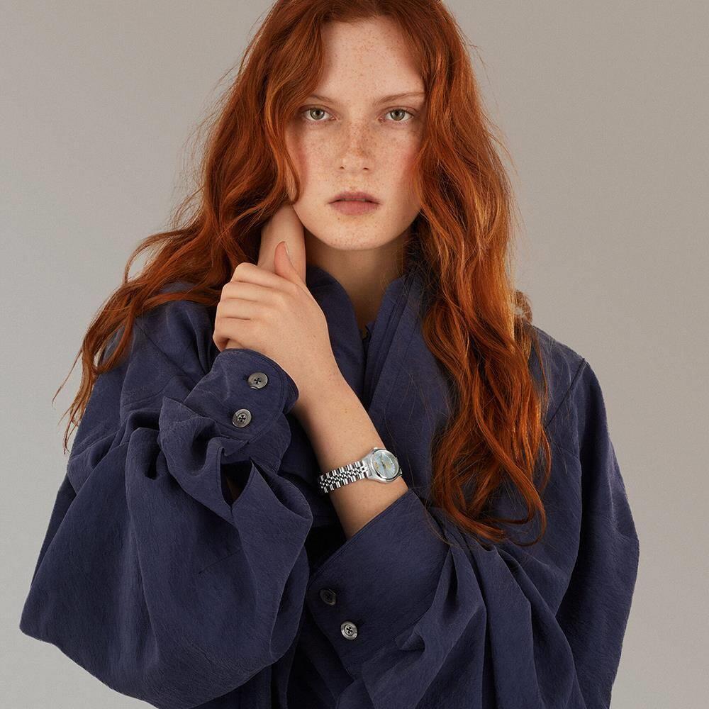Vivienne Westwood VV311LBLSL Little Camberwell 29mm Womens Watch Vivienne Westwood VV311LBLSL Little Camberwell 29mm Womens Watch